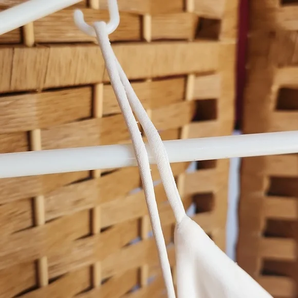 LOFT, Closed, Officewear, Workwear, thin straps, V-neckline, button closure Top - Picture 8 of 10